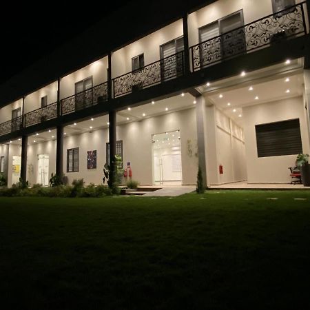 Eagle Vault Hotel Kwabenya Exterior foto